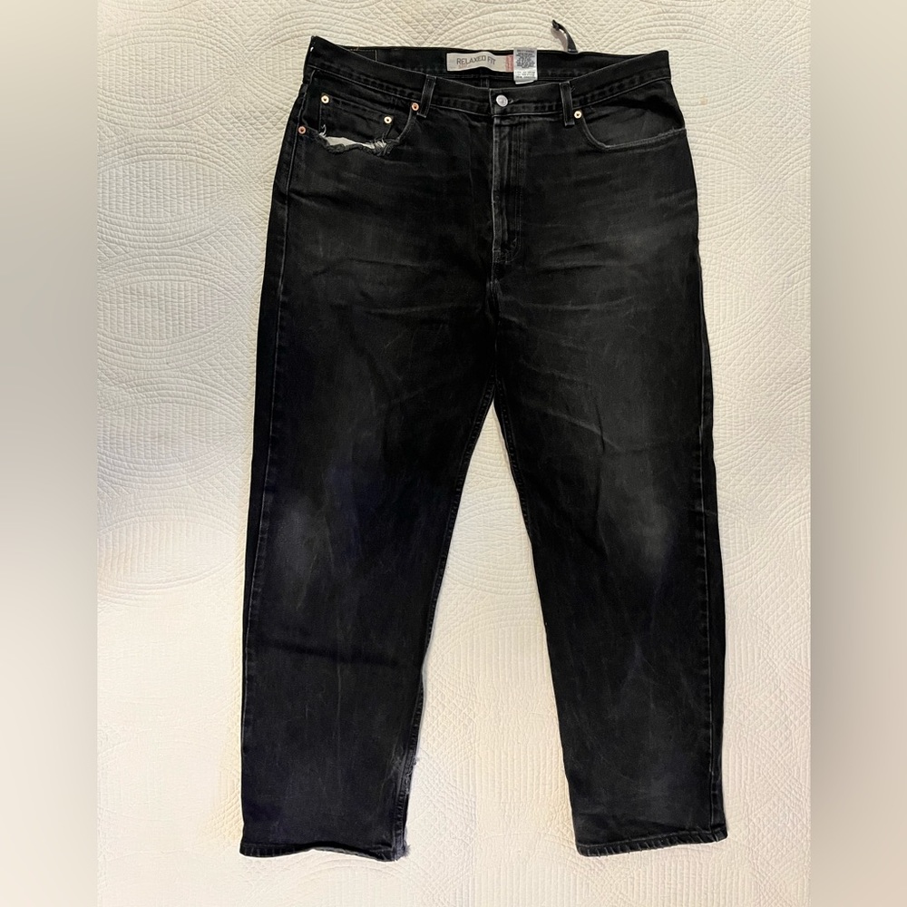 Levis 550 Black 40” Waist x 32” Length